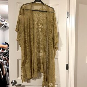 Elegant Gold Lace Kimono